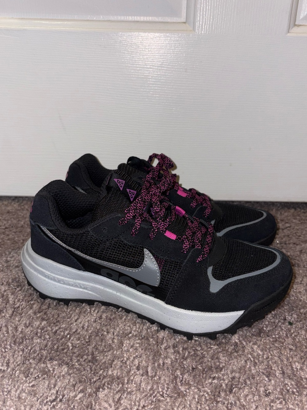 Nike ACG Lowcate Shoes